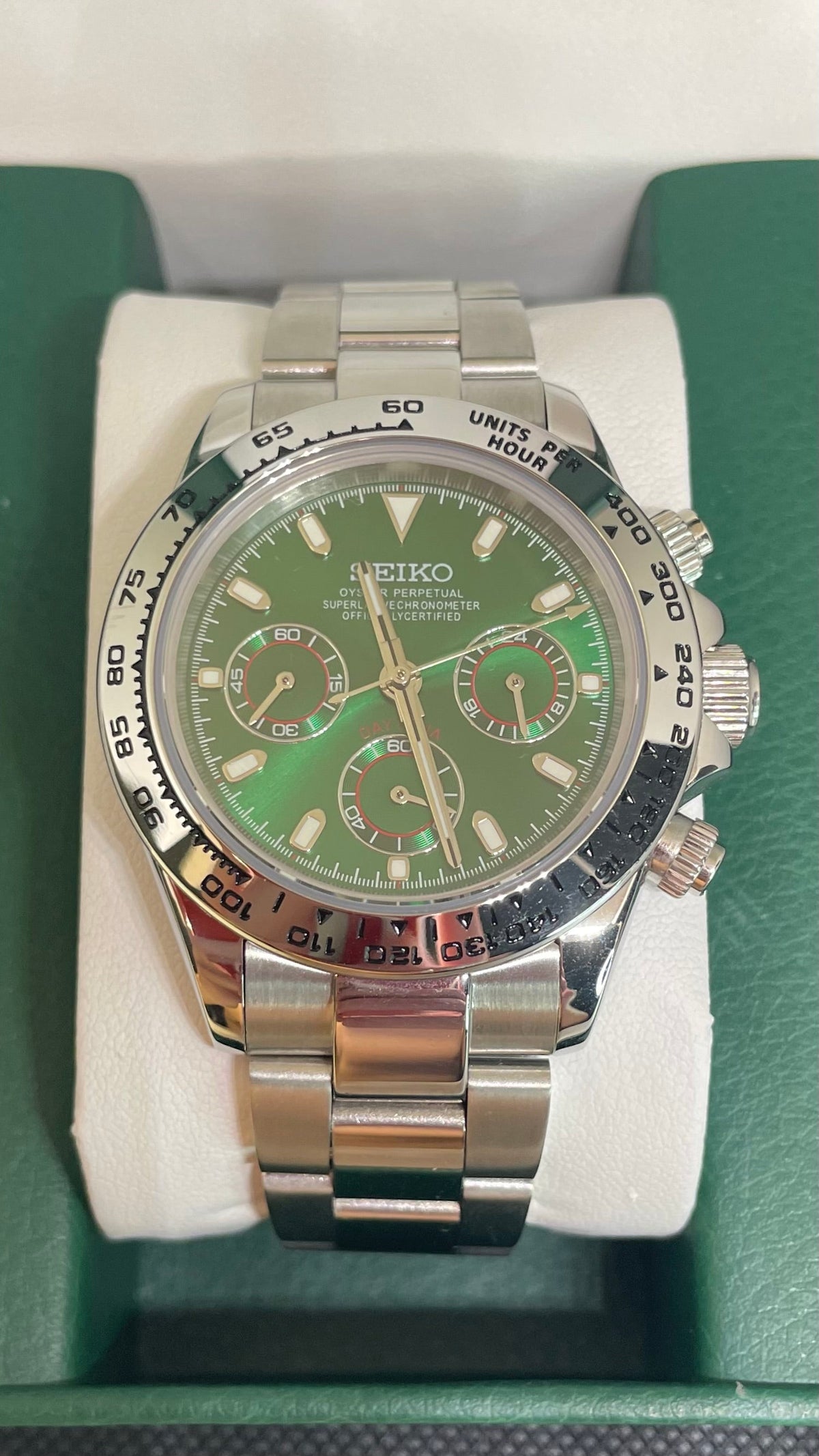 Seitona | Silver and Green