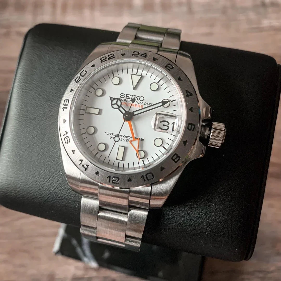 Exploreiko | White